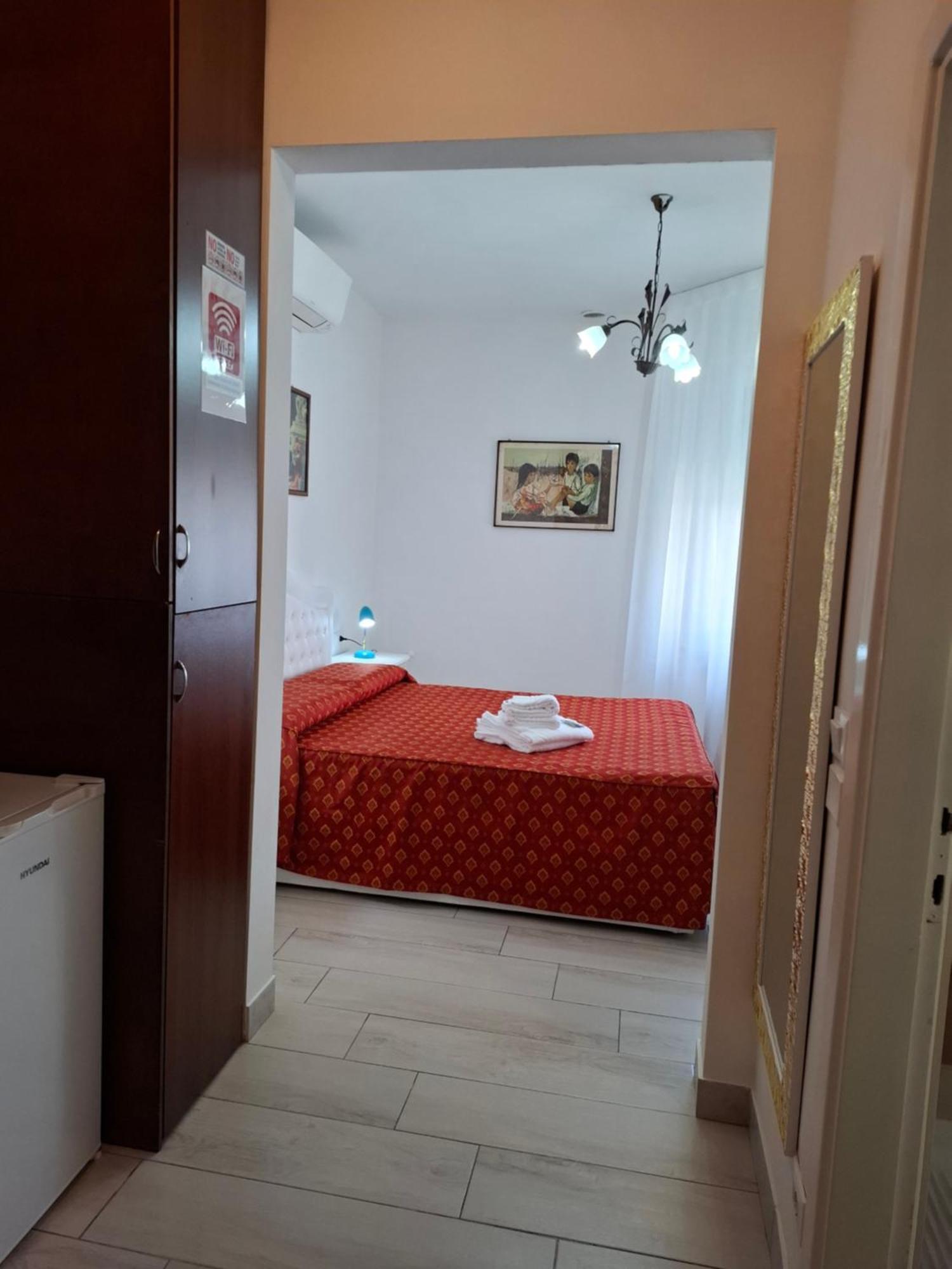 Le Maschere Mestre Bagian luar foto